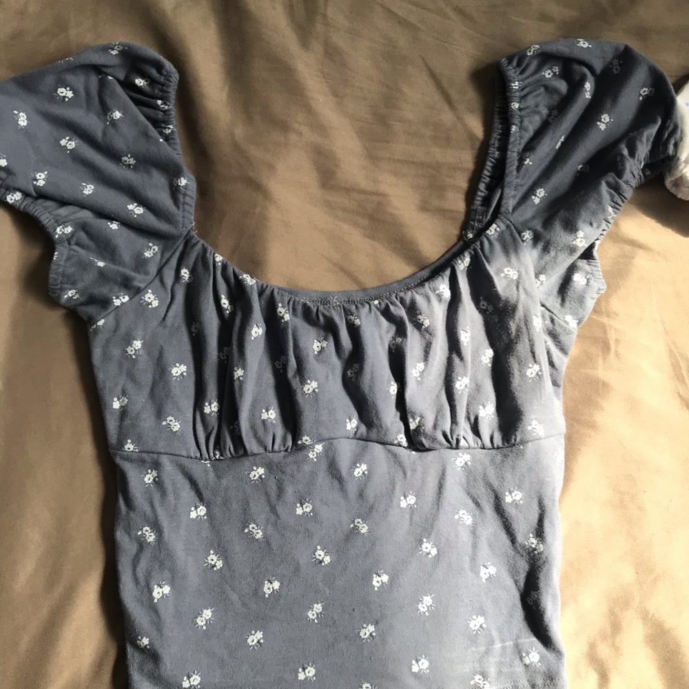 Hollister Floral Top Bundle